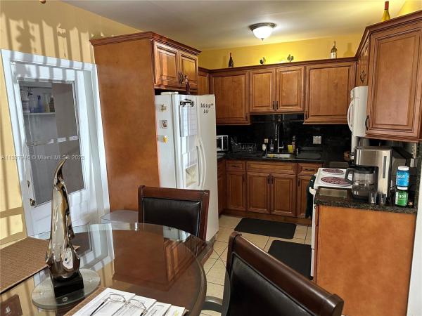 Welwyn Manor, 6217 SW 20th St, Miramar, Florida 33023, image 1