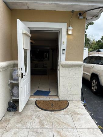Hollywood Country Estates, 1313 N 58th Ave, Hollywood, Florida 33021, image 1