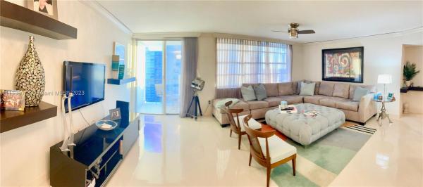 Commodore Plaza Century, 2780 NE 183rd St #1504, Aventura, Florida 33160, image 2