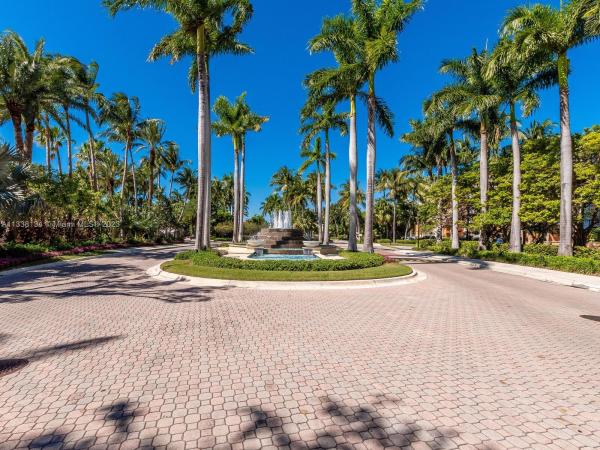 Lake Villa, 731 Crandon Blvd #507, Key Biscayne, Florida 33149, image 1