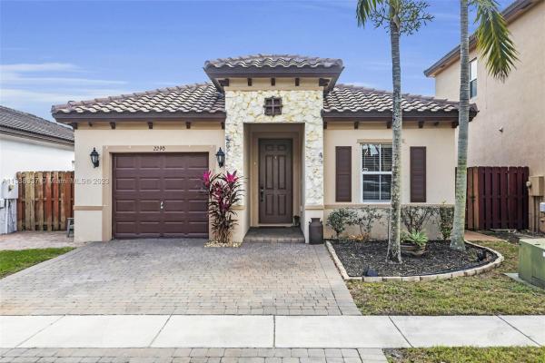 Atlantis At Oasis, 2290 NE 3rd Ct, Homestead, Florida 33033, image 1