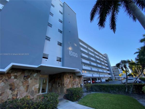 Fairways Royale, 1000 NE 14th Ave #212, Hallandale Beach, Florida 33009, image 1
