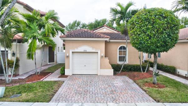Portofino Pointe, 978 NE 37th Ave, Homestead, Florida 33033, image 1
