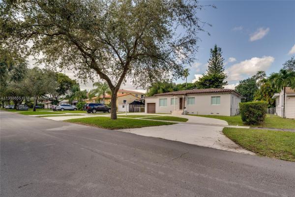 Spring View, 931 Wren Ave, Miami Springs, Florida 33166, image 1