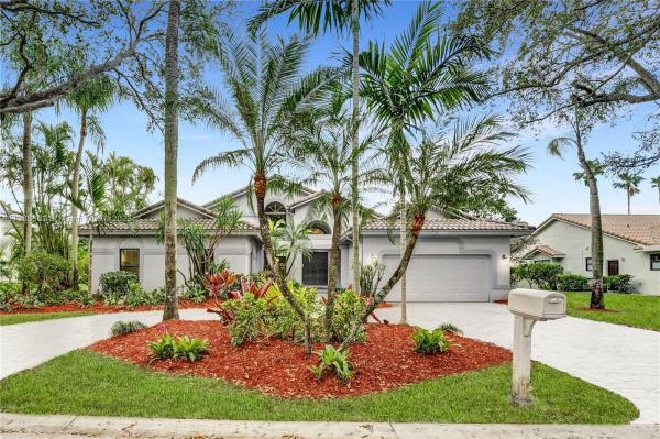 Glenoaks, 10356 NW 6th Ct, Coral Springs, Florida 33071, image 1
