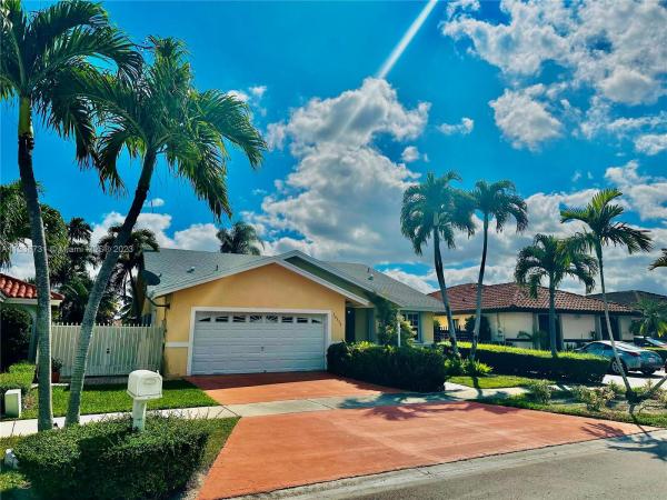 Bird Lakes South, 14332 SW 51st St, Kendale Lakes, Florida 33175, image 1