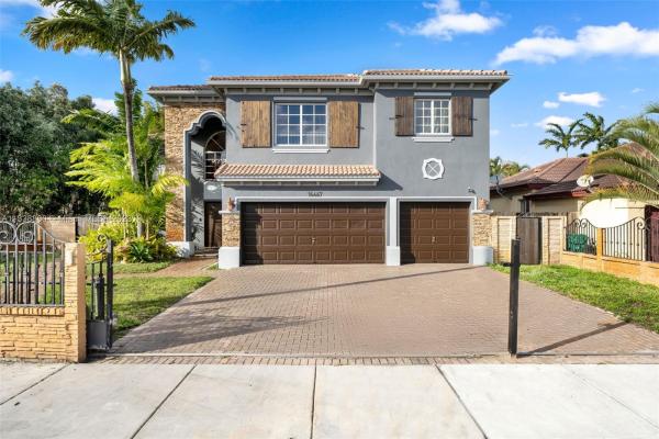 Laroc Estates, 16667 SW 52nd St, Kendale Lakes, Florida 33185, image 2