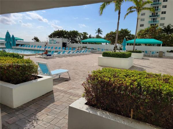 3725 S Ocean Dr #L-5, Hallandale Beach, Florida 33019, image 2