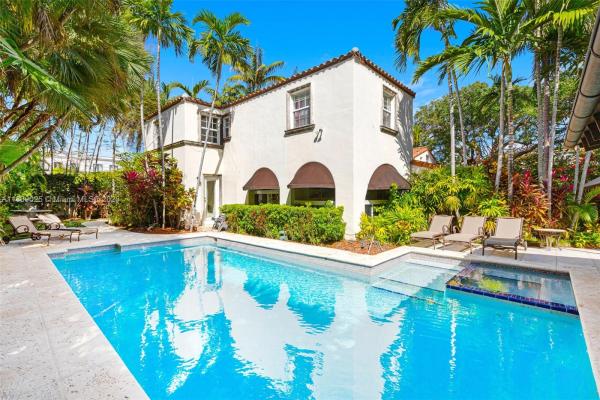 Nautilus, 4727 N Bay Rd, Miami Beach, Florida 33140, image 1
