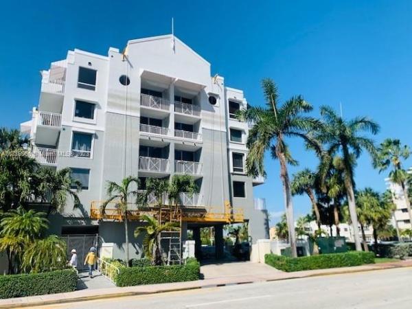 Capomar, 2642 Collins Ave #302, Miami Beach, Florida 33140, image 1