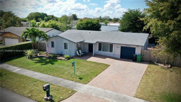 Winston Park, 7700 SW 132nd Pl, Kendale Lakes, Florida 33183, image 2