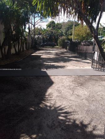 Ardsley, 736 NW 45th St, Miami, Florida 33127, image 2