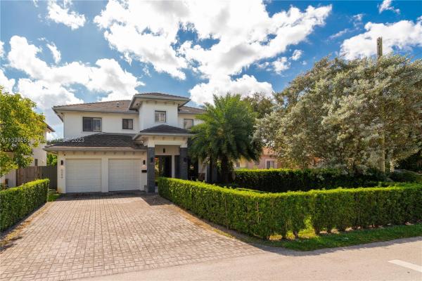 Coral Villas, 6244 SW 26th St, Coral Terrace, Florida 33155, image 2