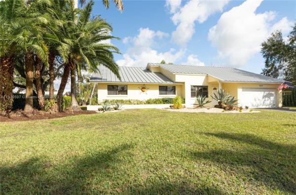 16221 SW 286th St, Unincorporated Dade County, Florida 33033, image 2