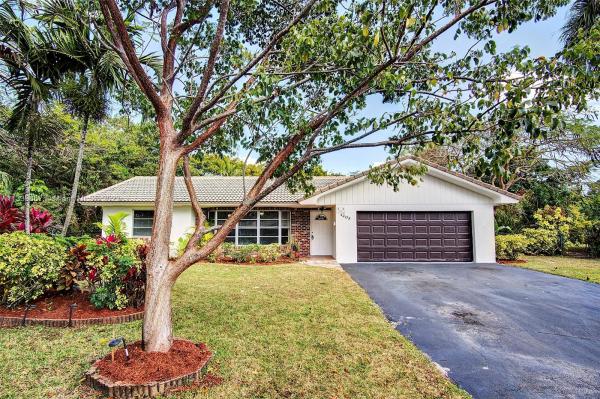 The Dells, 4203 NW 75th Ave, Coral Springs, Florida 33065, image 1