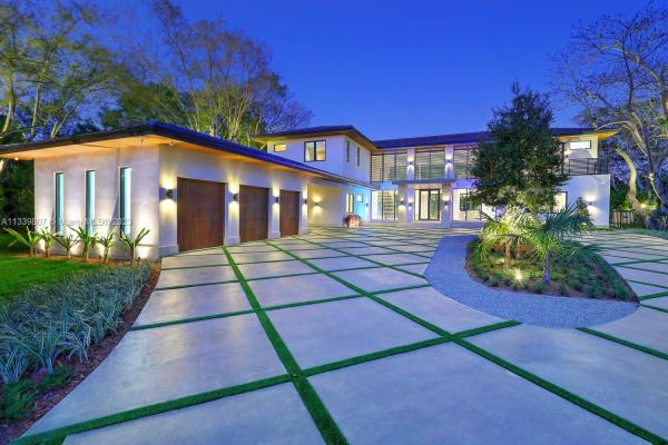 North Pinecrest, 8825 SW 64th Ct, Pinecrest, Florida 33156, image 1