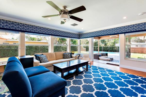 Dunnings Miami Shores, 150 NE 108th, Miami Shores, Florida 33161, image 2