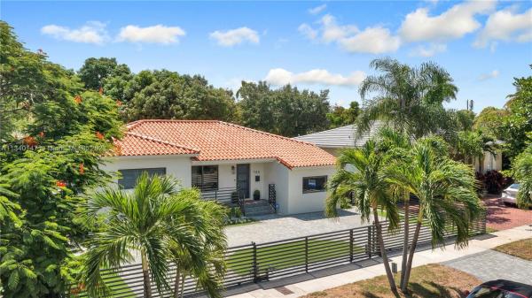 Brickell Estates, 780 SW 21st Rd, Miami, Florida 33129, image 2