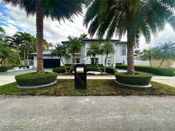 15764 SW 46th St, Unincorporated Dade County, Florida 33185, image 2
