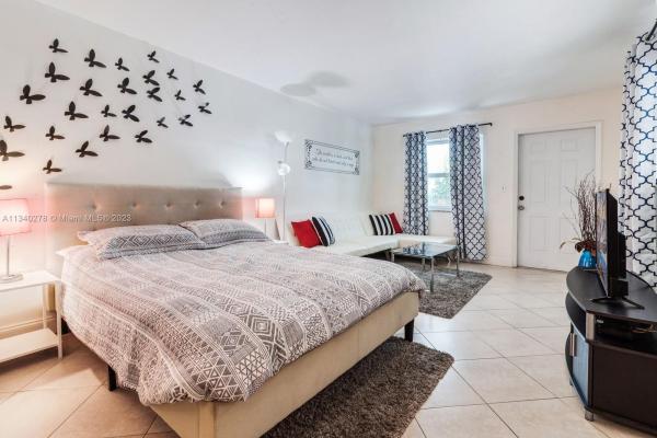 919 Michigan, 919 Michigan Ave #1, Miami Beach, Florida 33139, image 1