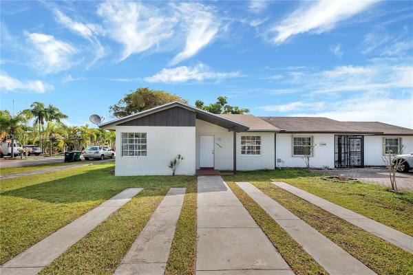 Sunset East Villas, 13006 SW 68th Ln #2, Kendale Lakes, Florida 33183, image 1
