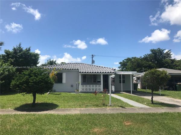 Biscayne Highlands, 1010 NE 143rd St, North Miami, Florida 33161, image 1