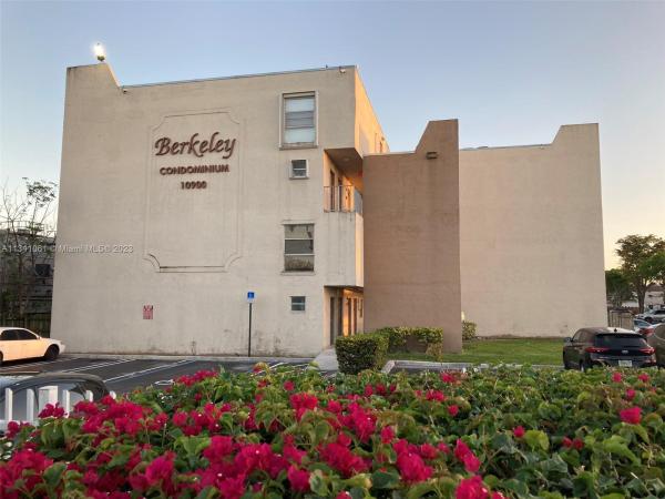The Berkeley, 10900 SW 104th St #410, Kendall, Florida 33176, image 1