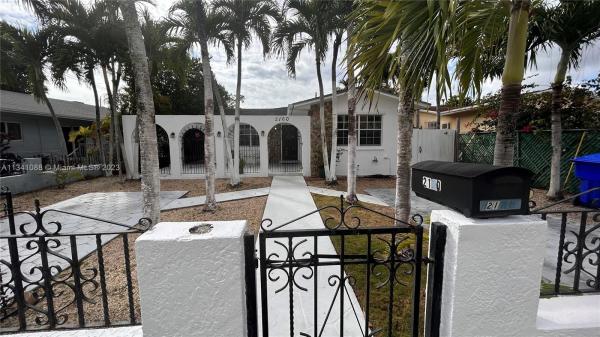 Citrus Park, 2160 SW 25th St, Miami, Florida 33133, image 1