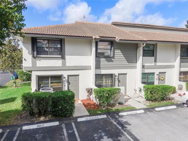 University Maplewood Townhouses, 9730 NW 14th St #40, Coral Springs, Florida 33071, image 1
