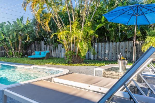 Jenada Villas, 811 NW 29th Ct, Wilton Manors, Florida 33311, image 1