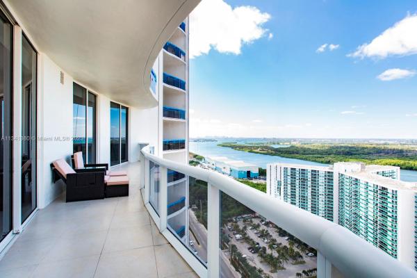 Tdr Tower 3, 15811 Collins Ave #2705, Sunny Isles Beach, Florida 33160, image 2
