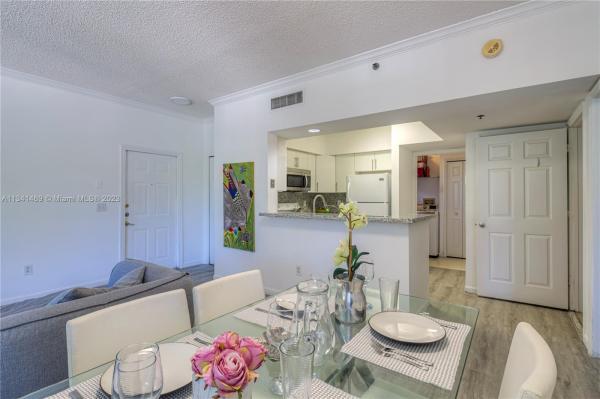 Village By The Bay, 3155 NE 184th St #8201, Aventura, Florida 33160, image 2