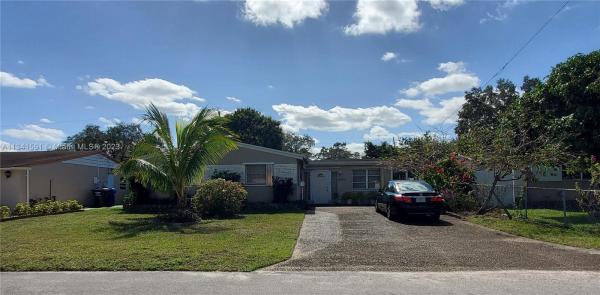 Driftwood Acres, 6630 Cody St, Hollywood, Florida 33024, image 2