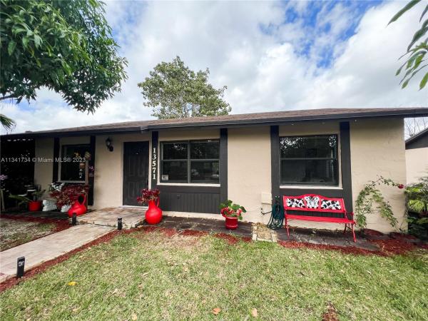 San Sebastian Townhouses, 13571 SW 49th Ter 0, Kendale Lakes, Florida 33175, image 1