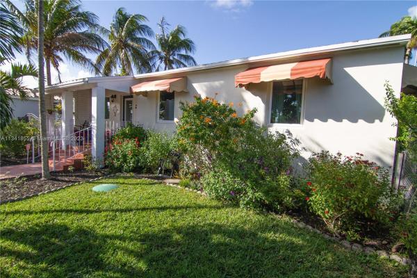 Coral Way Homesites, 7855 SW 28th St, Westchester, Florida 33155, image 1