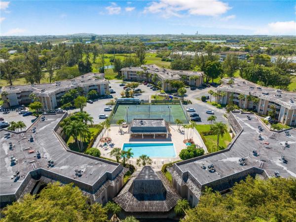 Villas Of Miami Lakes, 7400 Miami Lakes Dr #D208, Miami Lakes, Florida 33014, image 1