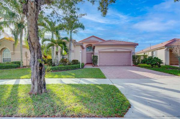 Clubside, 13252 NW 15th St, Pembroke Pines, Florida 33028, image 1