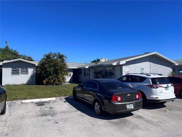 Miramar Tropical, 7571 Venetian St #1-4, Miramar, Florida 33023, image 2