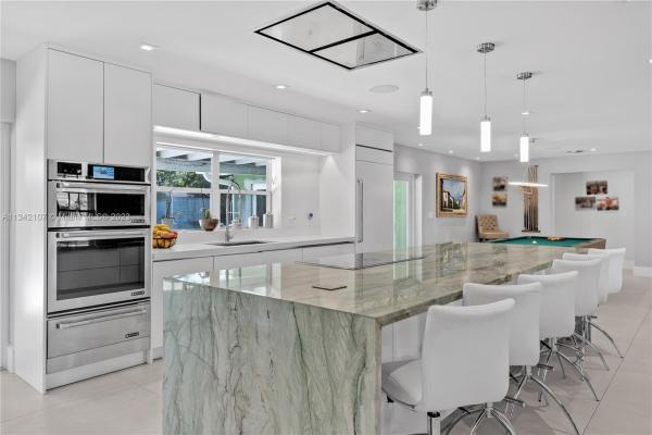 Coral Reef Estates, 15401 SW 89th Ct, Palmetto Bay, Florida 33157, image 1
