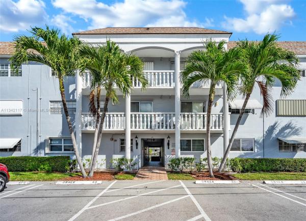 North Hampton Court, 490 SE 19th Ave #203, Pompano Beach, Florida 33060, image 1