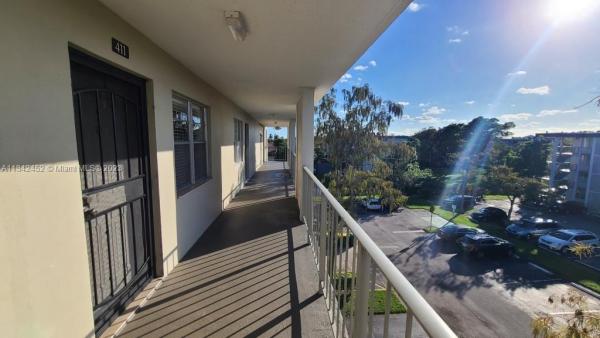 Cypress Chase, 2900 NW 48th Ter #411, Lauderdale Lakes, Florida 33313, image 1