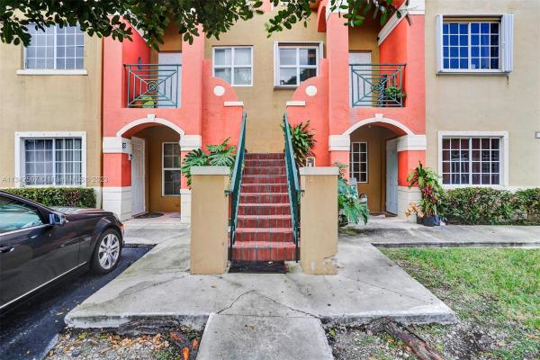 Vista Alegre Townhomes, 15250 SW 134th Pl #104, Three Lakes, Florida 33177, image 2