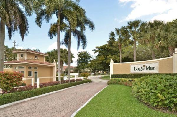 Lago Mar West Lodge, 401 NW 127th Ave #1, Plantation, Florida 33325, image 1