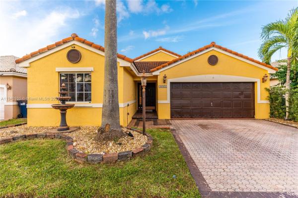 Lago Mar South, 15921 SW 82 St #, Kendall, Florida 33193, image 1