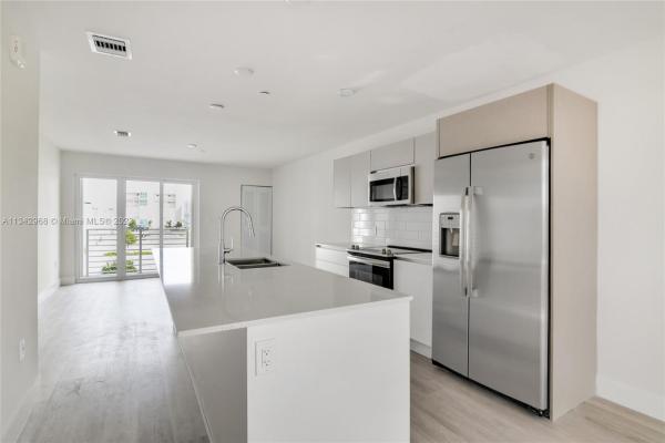 Aventura Village, 2555 NE 193rd St #2209, Ojus, Florida 33180, image 2