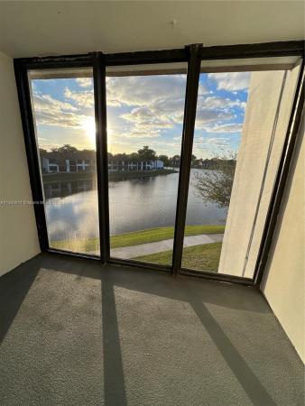 Lake Pointe, 210 Lake Pointe Dr #311, Oakland Park, Florida 33309, image 1