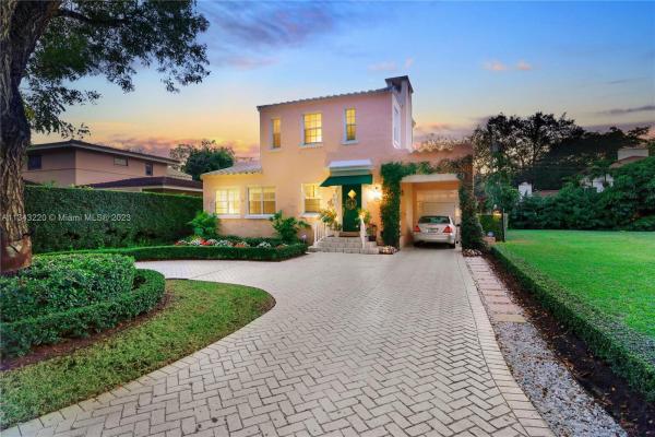 Coral Gables Country Club, 3920 Durango St, Coral Gables, Florida 33134, image 2