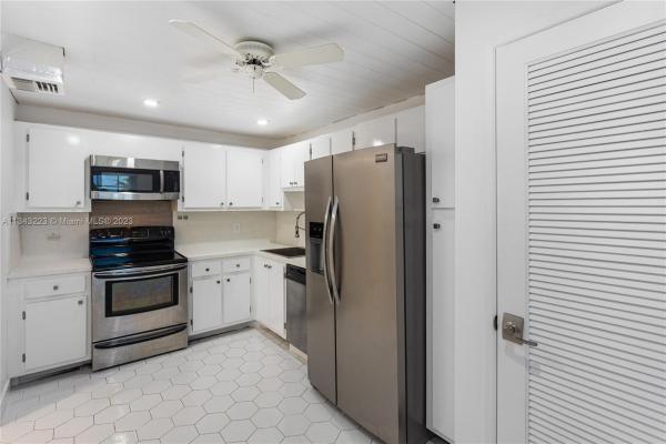 Palm-Aire Country Club 10, 4030 W Palm Aire Dr #407, Pompano Beach, Florida 33069, image 1