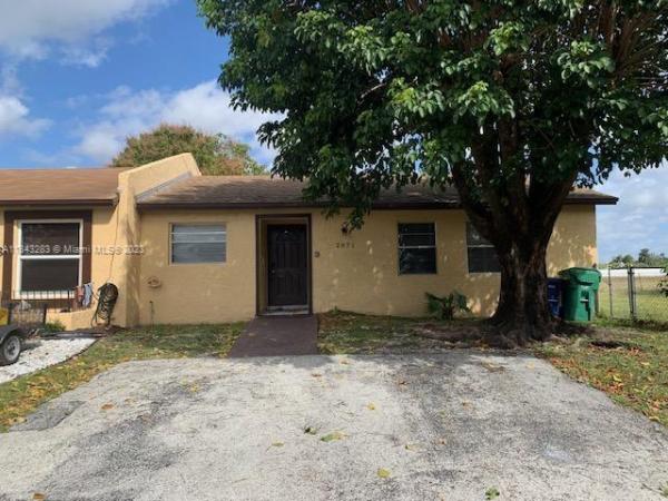Leslie Estates, 2871 NW 204th Ln #2871, Miami Gardens, Florida 33056, image 2