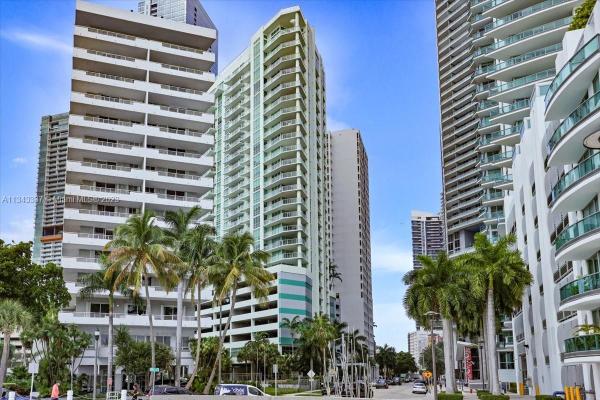 The Emerald At Brickell, 218 SE 14th St #902, Miami, Florida 33131, image 1